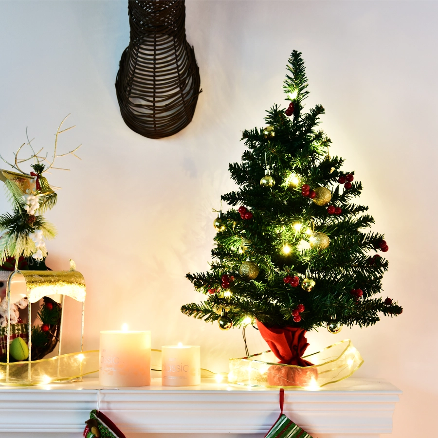 HOMCOM Christbaum mit Stechpalmenbeeren grün, rot, gold