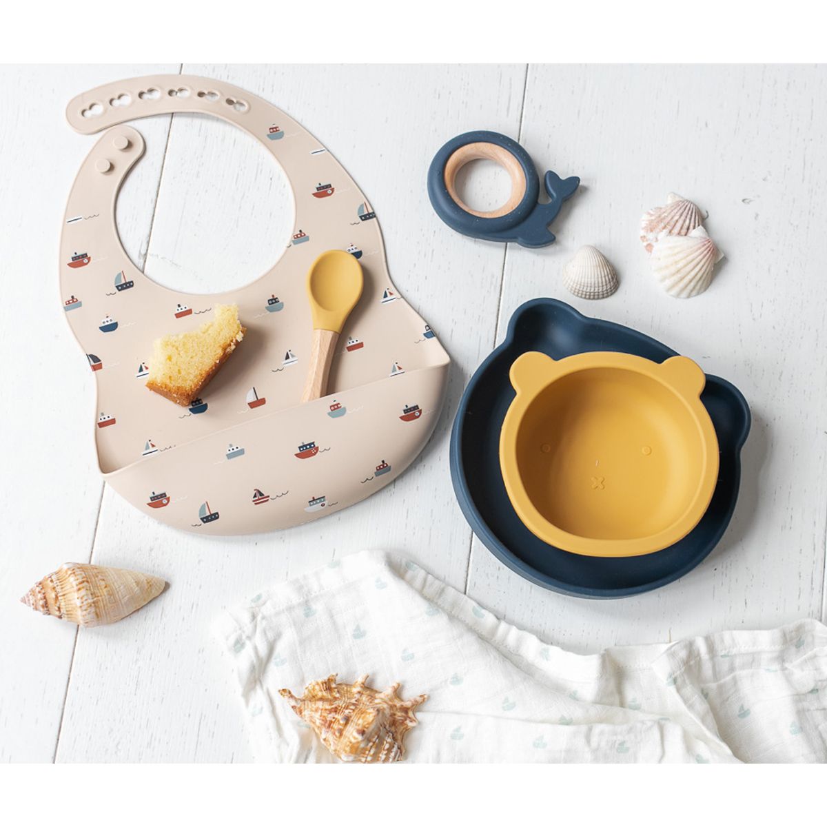 Bavoir silicone bateaux blanc Pause goûter