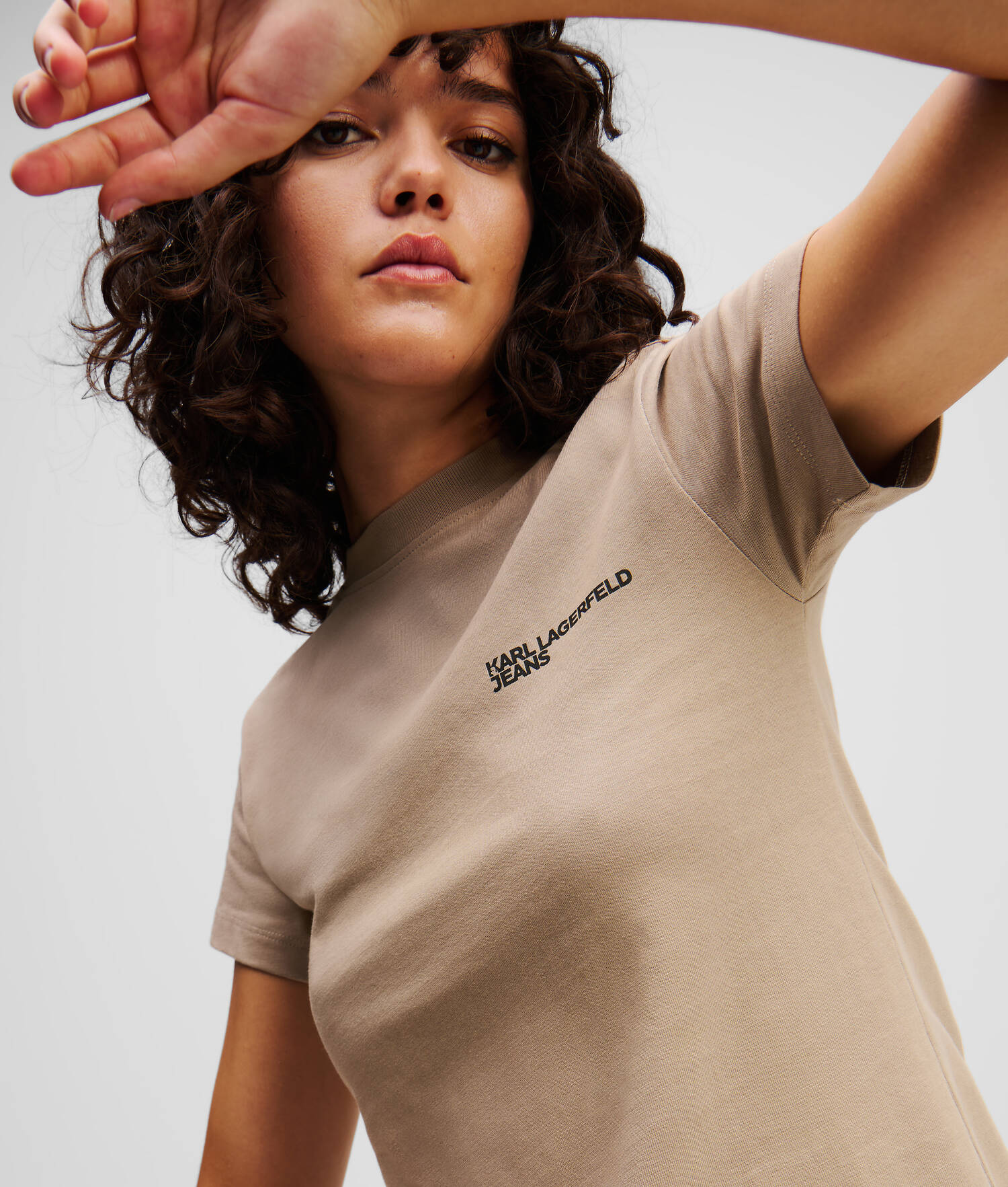 T-SHIRT AJUSTÉ