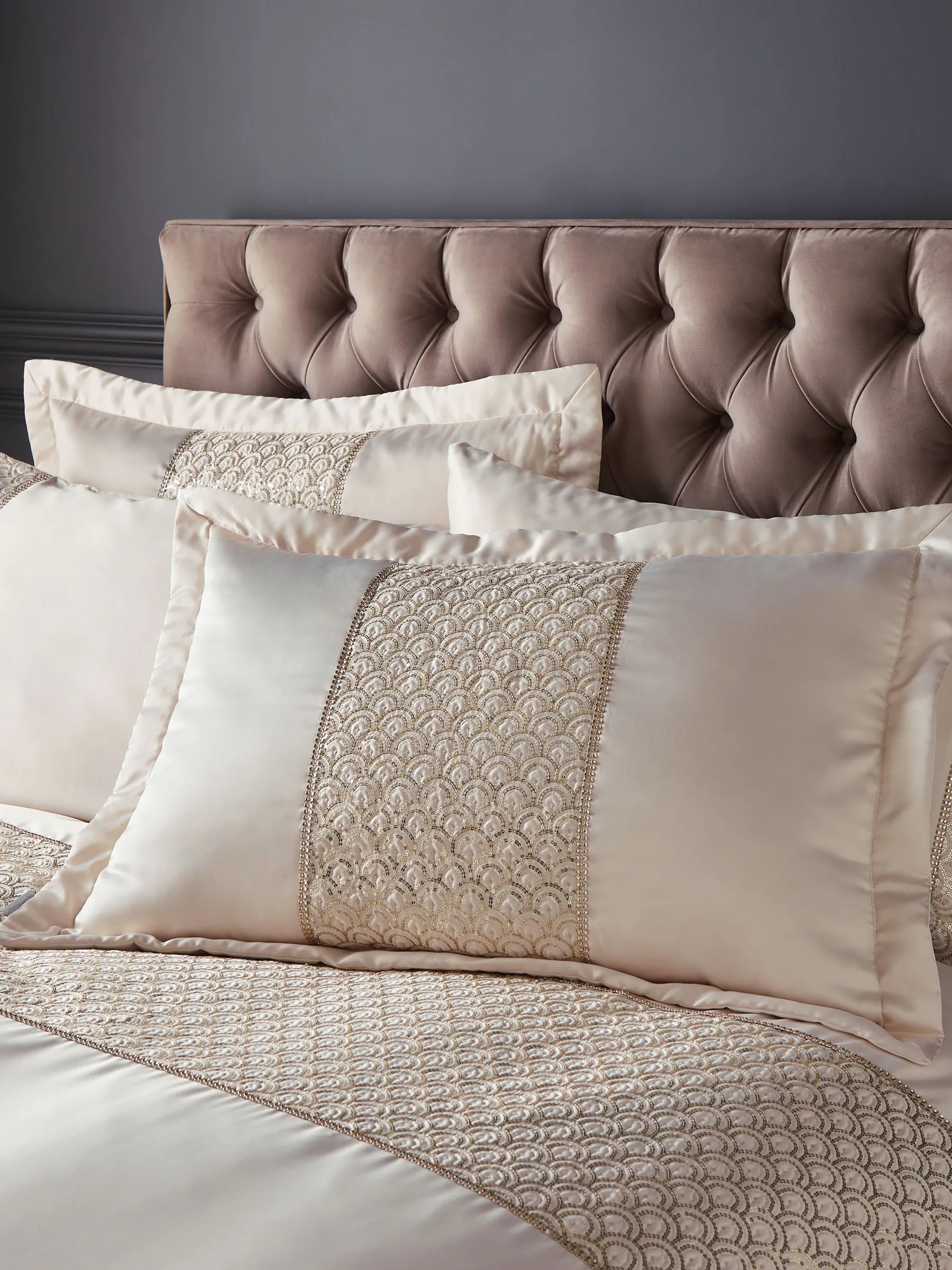 Catherine Lansfield Deco glamour doorgestikte kussenslopen met pailletten