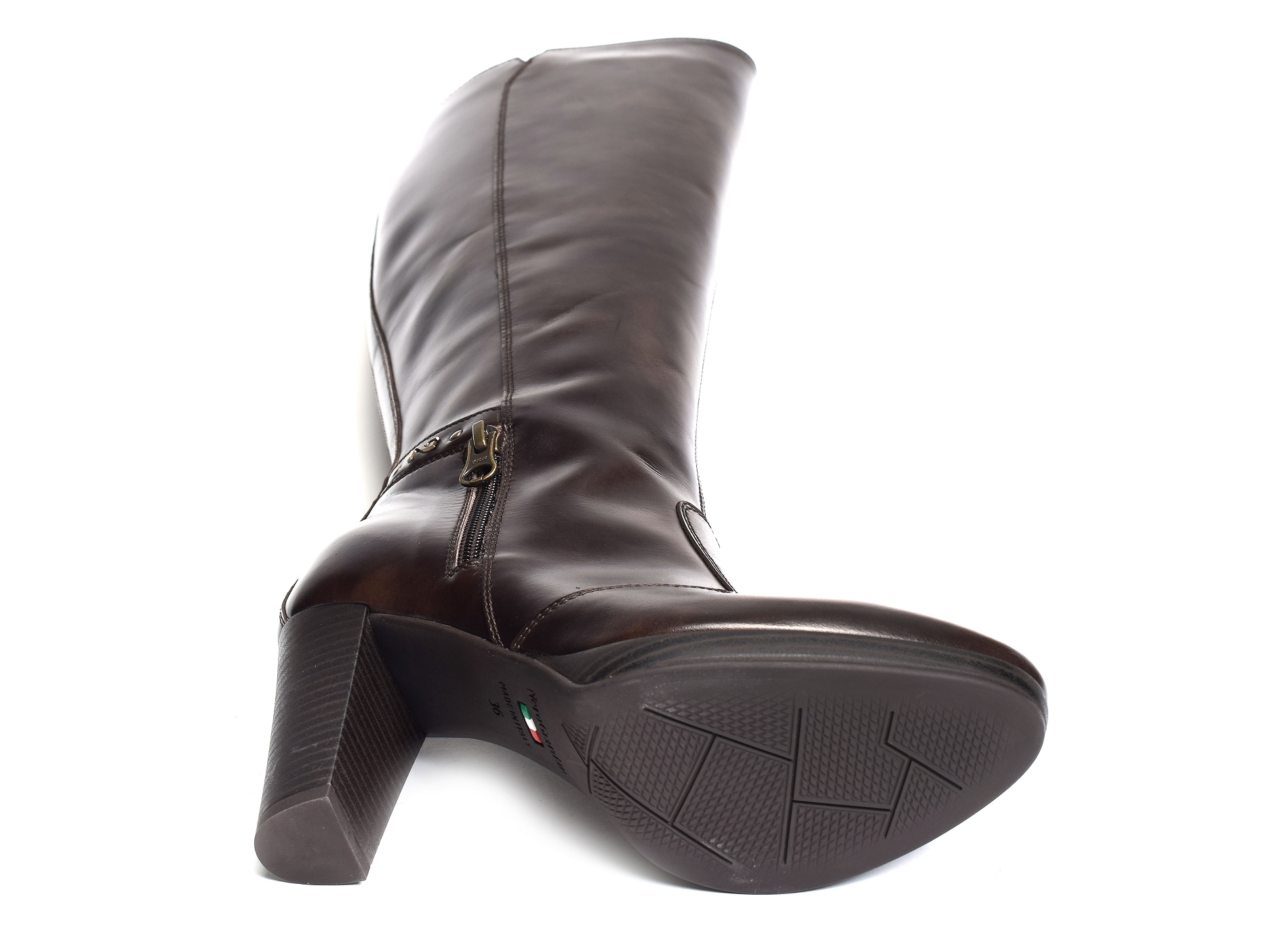 08910 marron
