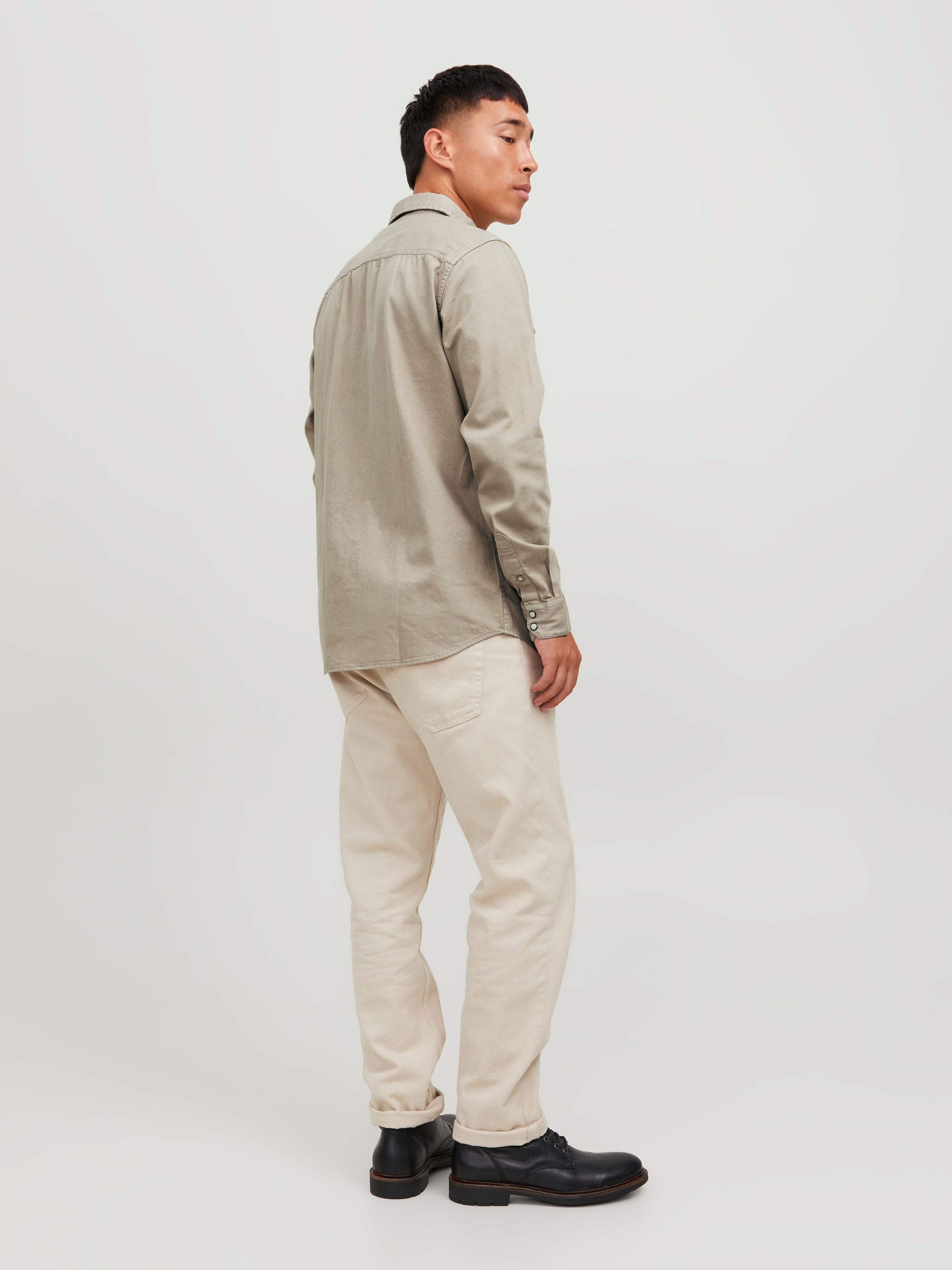 Jack & Jones Jeanshemd »JJESHERIDAN im Workwear-Stil mit robuster Baumwollqualität«, unifarben, modisch, slim fit, Baumwolle, Hemdkragen