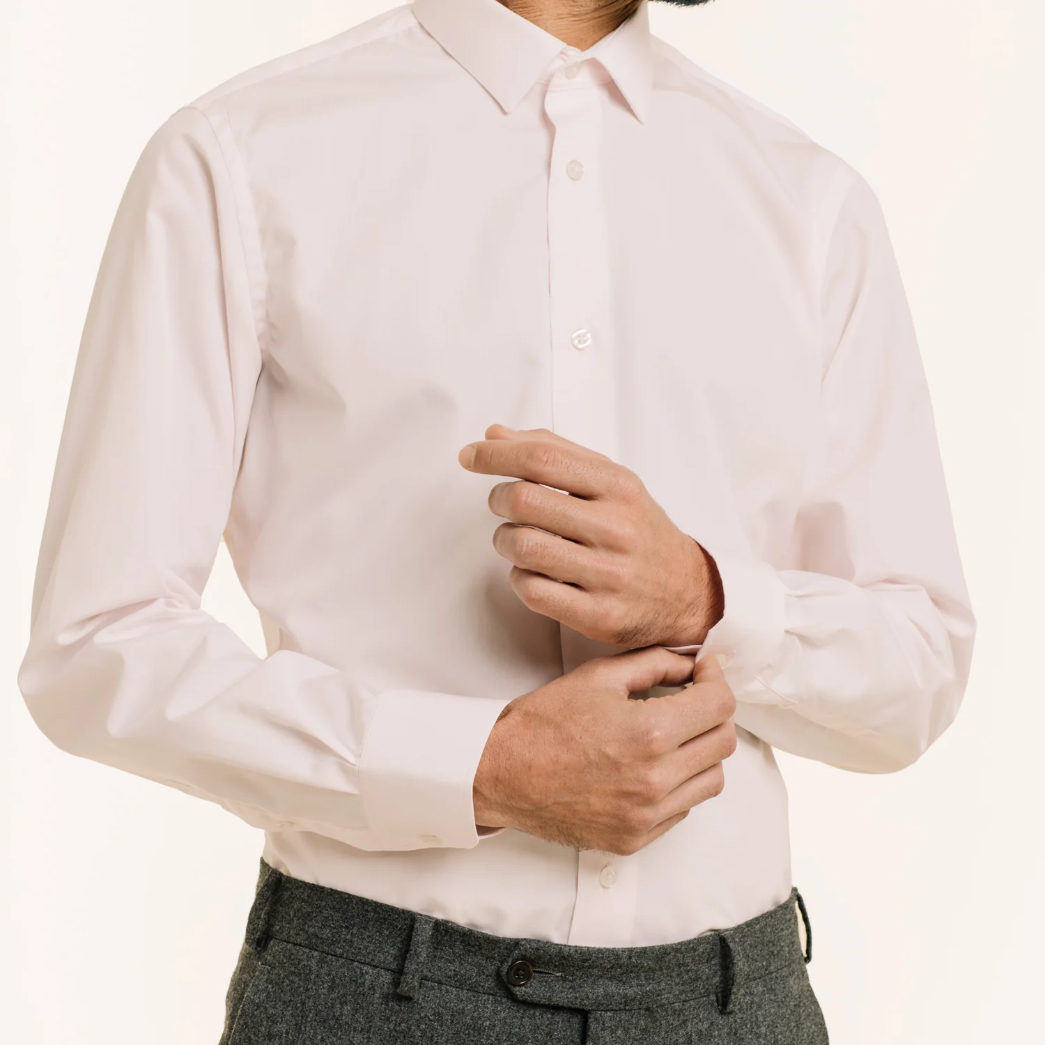 Fitted shirt in pale pink double-twisted poplin