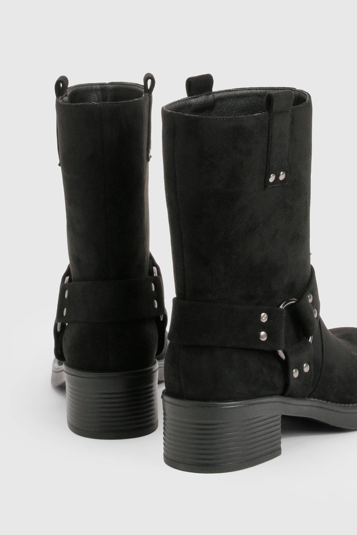 boohoo Bottines Biker en Synthétique avec Détail Harnais