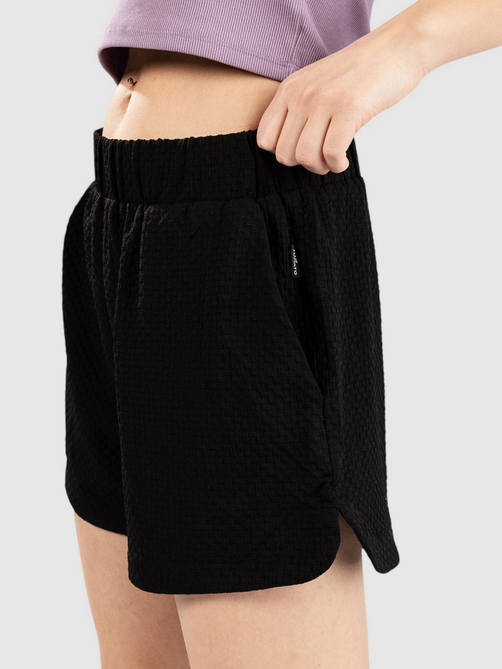 Blue Tomato Textured Shorts textured black