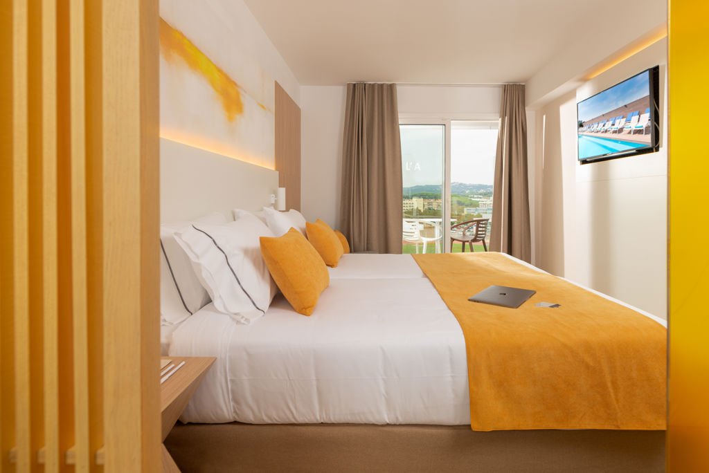 L'Azure Logies - Hotel