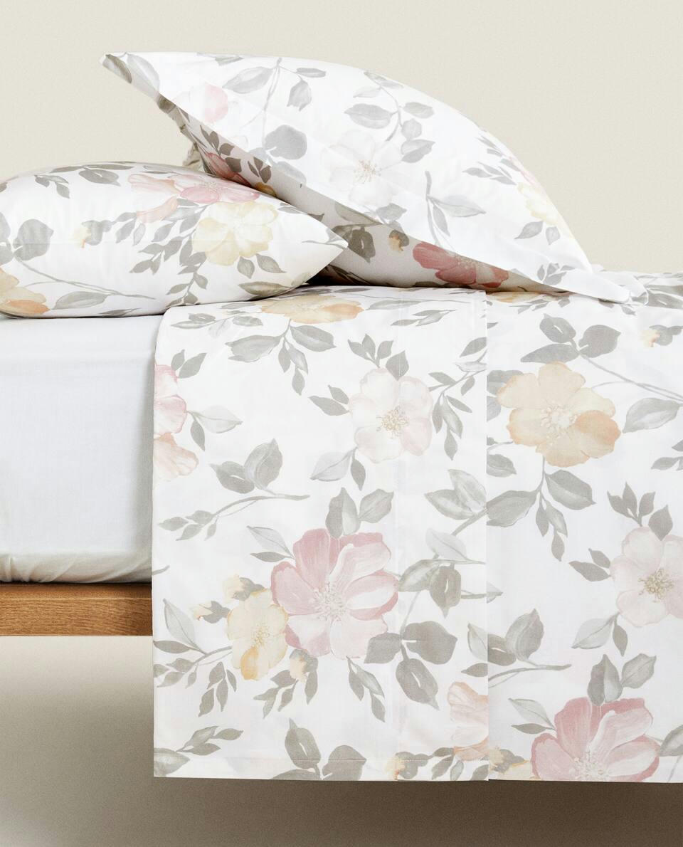 CAPA DE EDREDOM COM ESTAMPA FLORAL