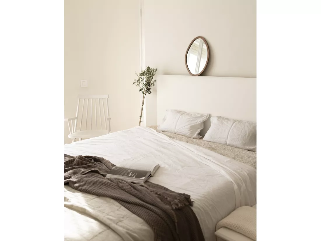 Tête de lit similicuir lisse blanche 180x80cm - BUDAPEST - DECOWOOD