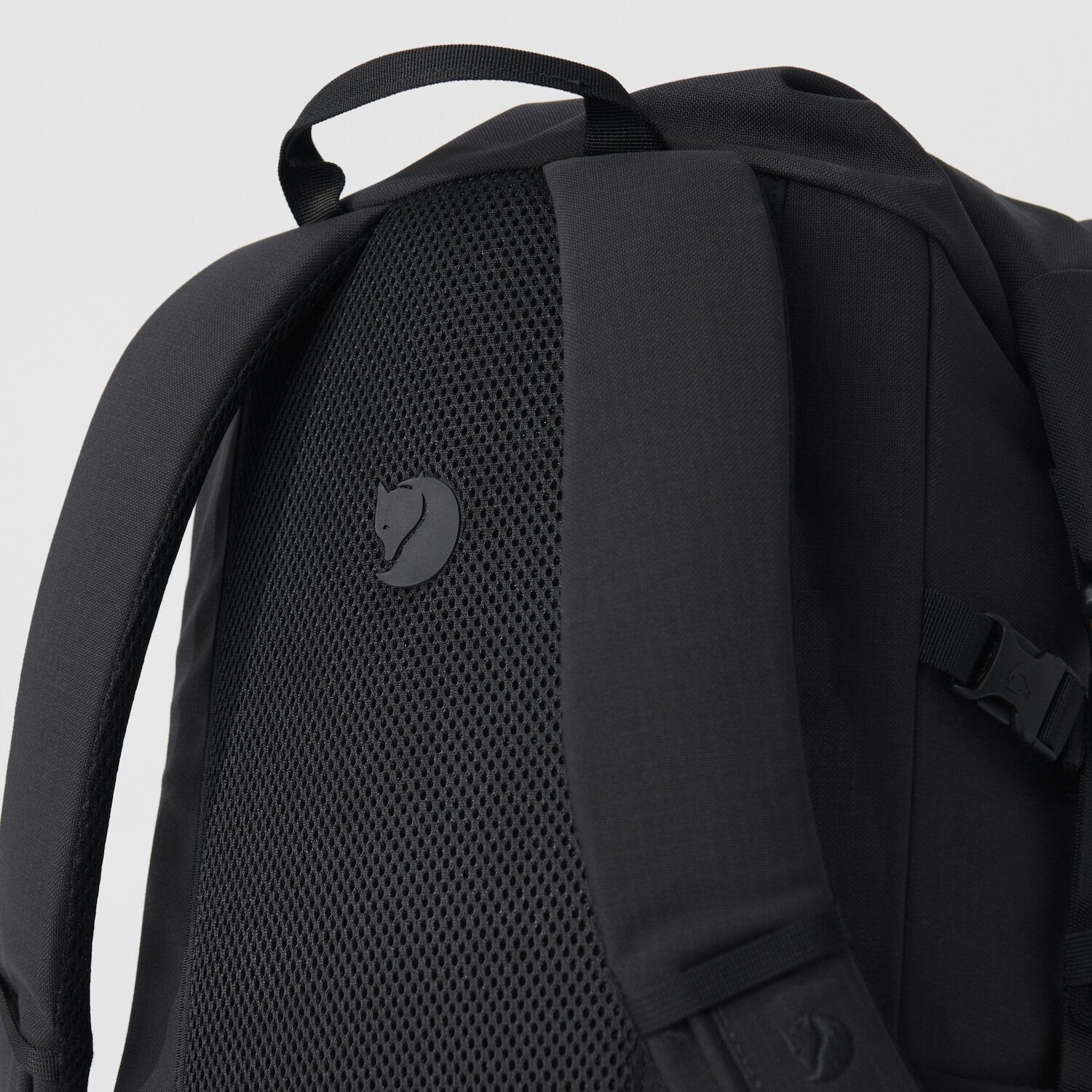 Fjallraven UlvÃ¶ Rolltop 30 black