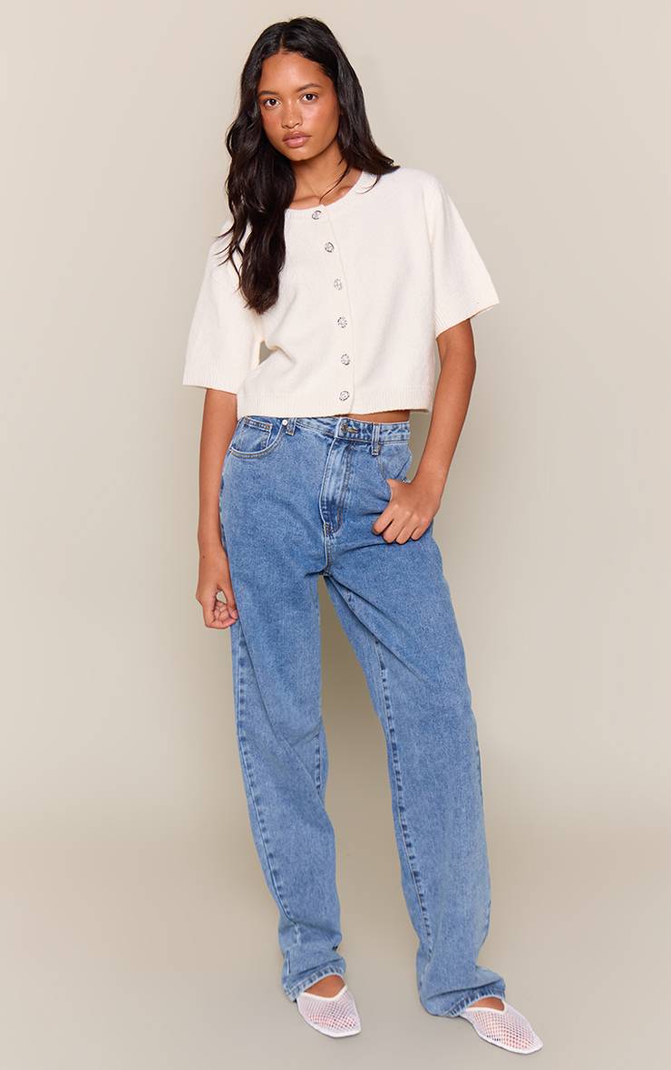 Crème T-shirt En Maille Douce Avec Détail De Boutons Nacrés