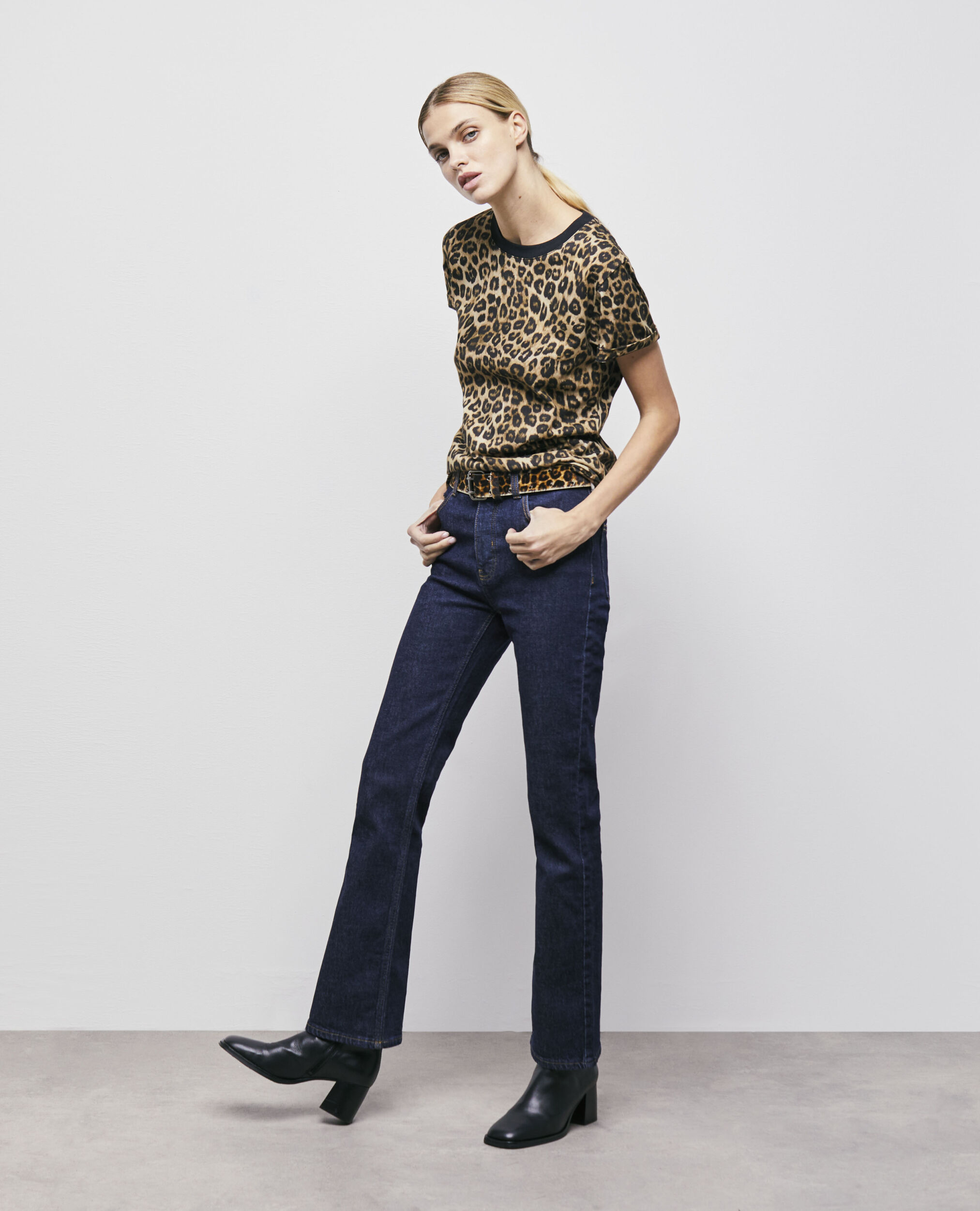 Jean flare bleu foncé