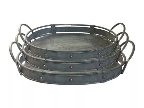 Set de 3 plateaux en métal gris L.47-40-31 cm