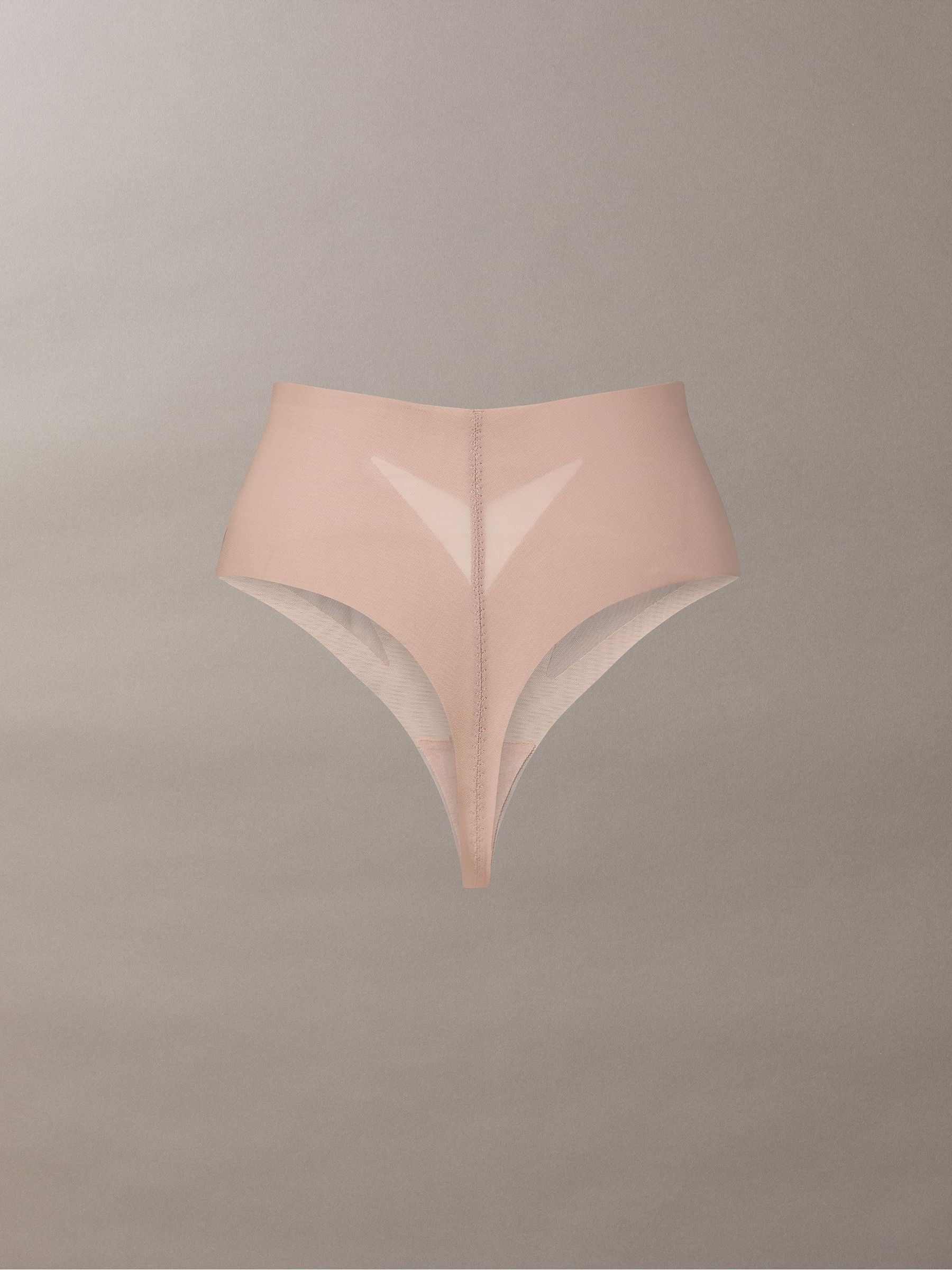 Calvin Klein Sculpted Shapewear Thong - Stay Put Mesh