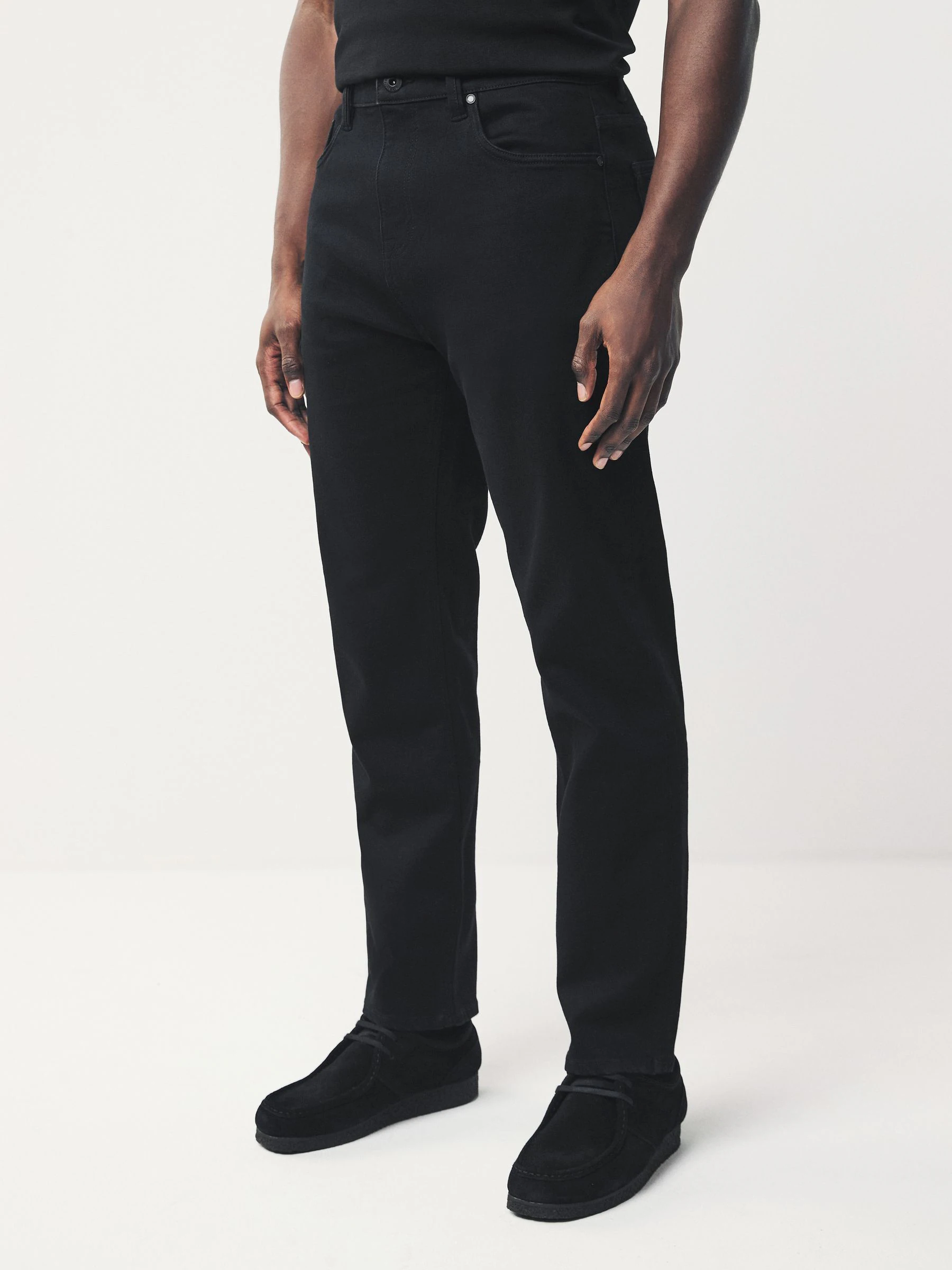 Zwart - Standaard toelopende pasvorm - Motionflex jeans