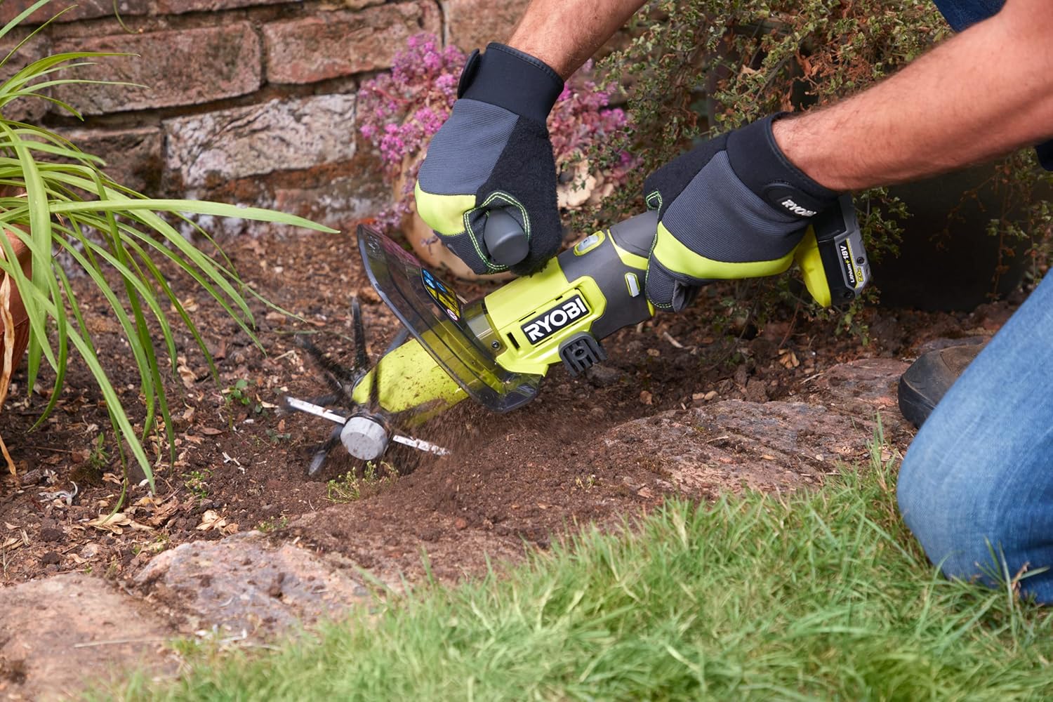 18 V ONE+ Akku-Kompakt-Kultivator RY18HCA-0 (5 cm Arbeitstiefe und 12 cm Arbeitsbreite, 5 cm Arbeitstiefe und 12 cm Arbeitsbreite, ohne Akku und Ladegerät)