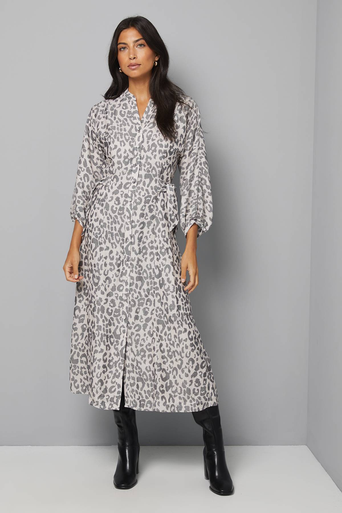 Wallis Robe Mi-Longue à Boutons Imprimé Léopard