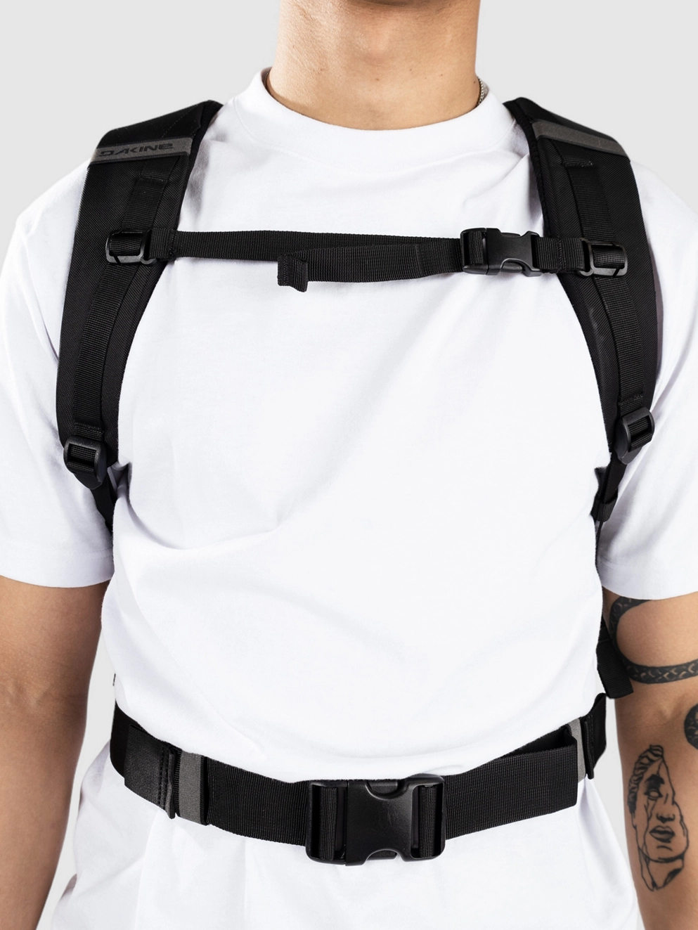 Dakine Motive Rolltop 25L Backpack black ballistic