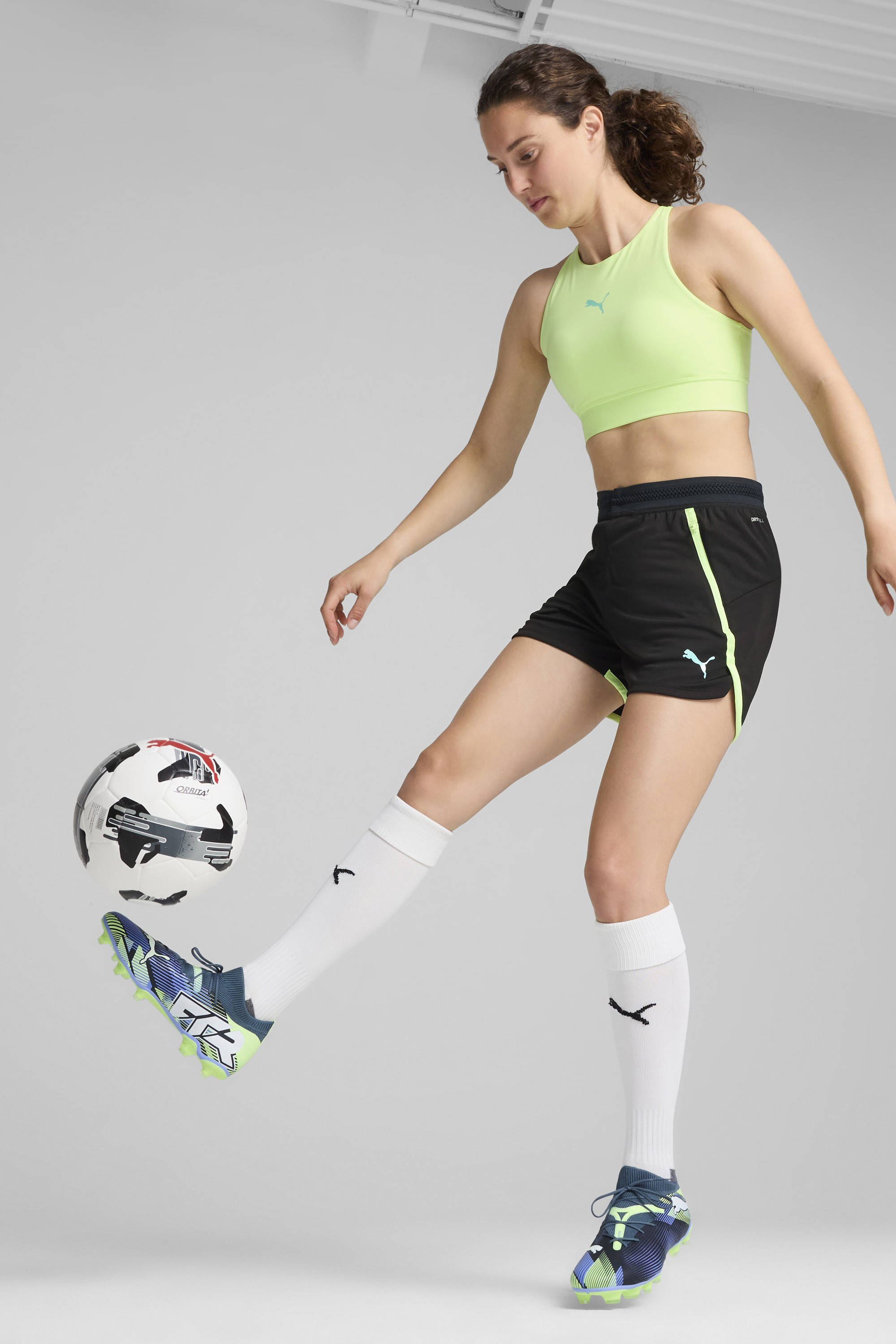 Puma Future 7 Match  senior voetbalschoenen grijs/wit/felgroen