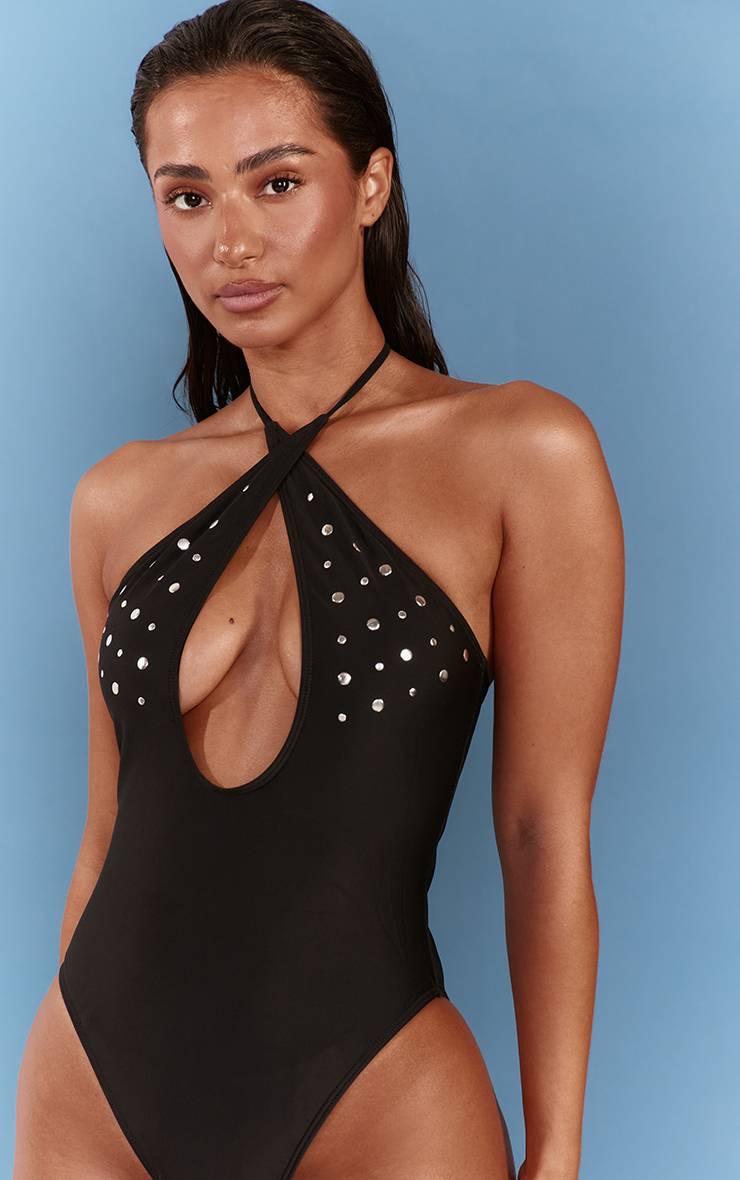 Noir Maillot De Bain Une Pièce Échancré À Détails Cloutés Et Encolure Croisée