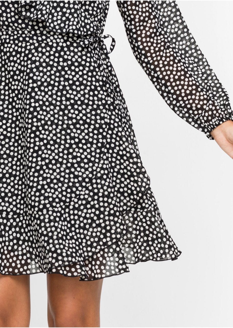 Robe style portefeuille à volants