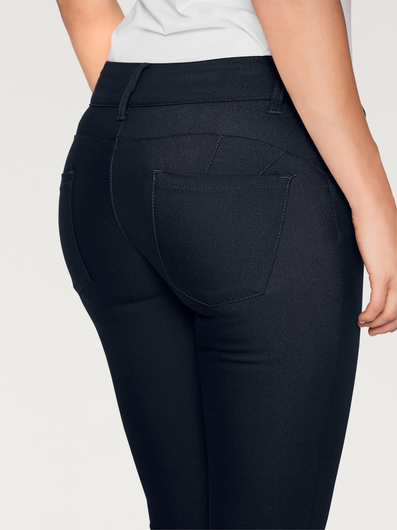 Pantalon effet ventre plat coupe bootcut tendance