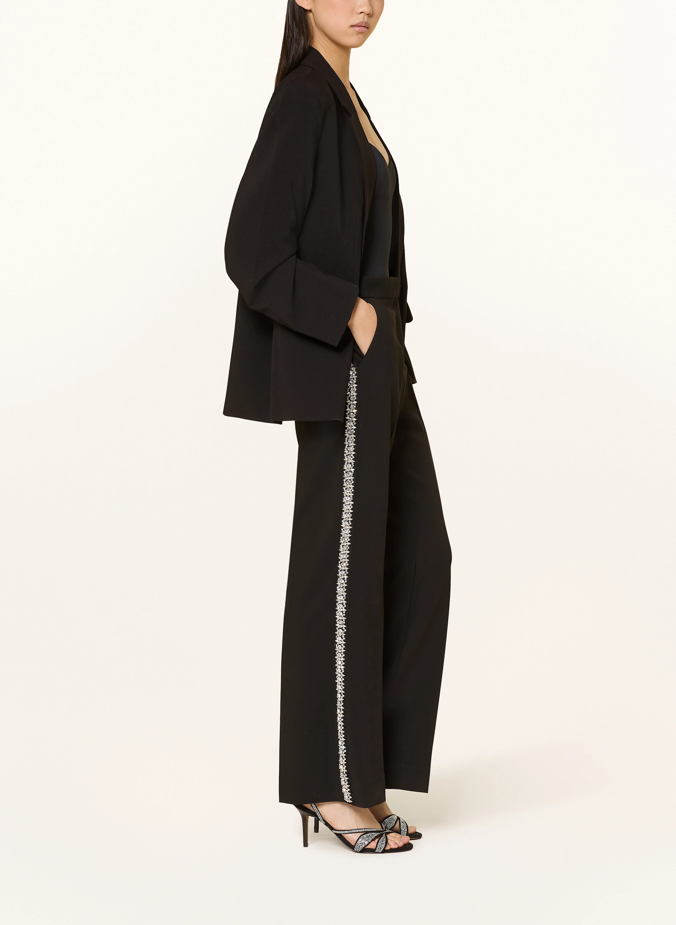 ba&sh Bootcut-Hose SAUL mit Schmucksteinen