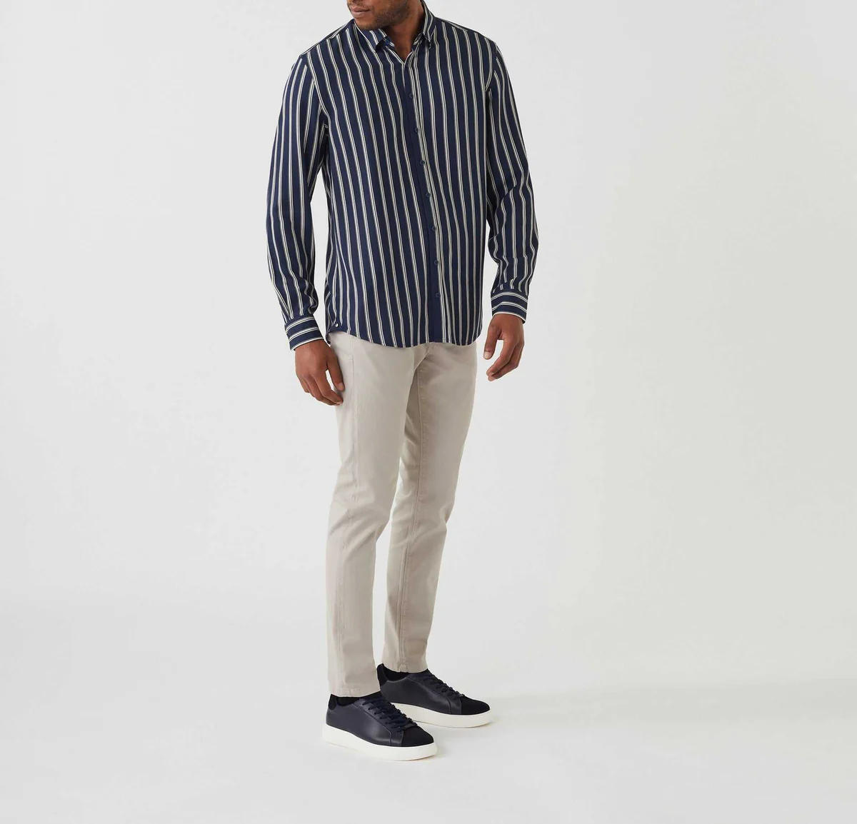 Chemise casual marine-blanche 