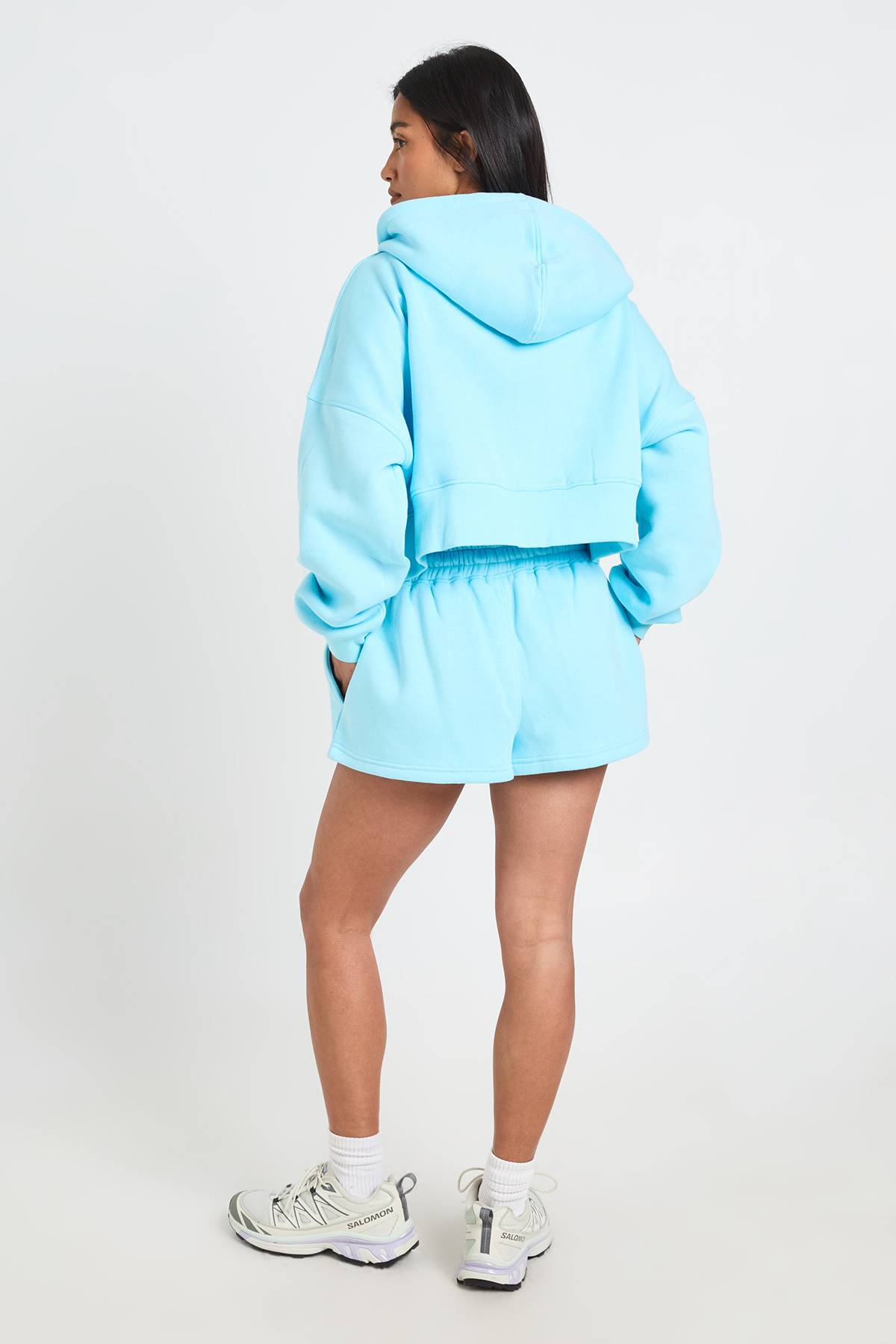 boohoo Ensemble De Survêtement Court 3 Pièces Crop Zippé À Ourlet Profond Petite