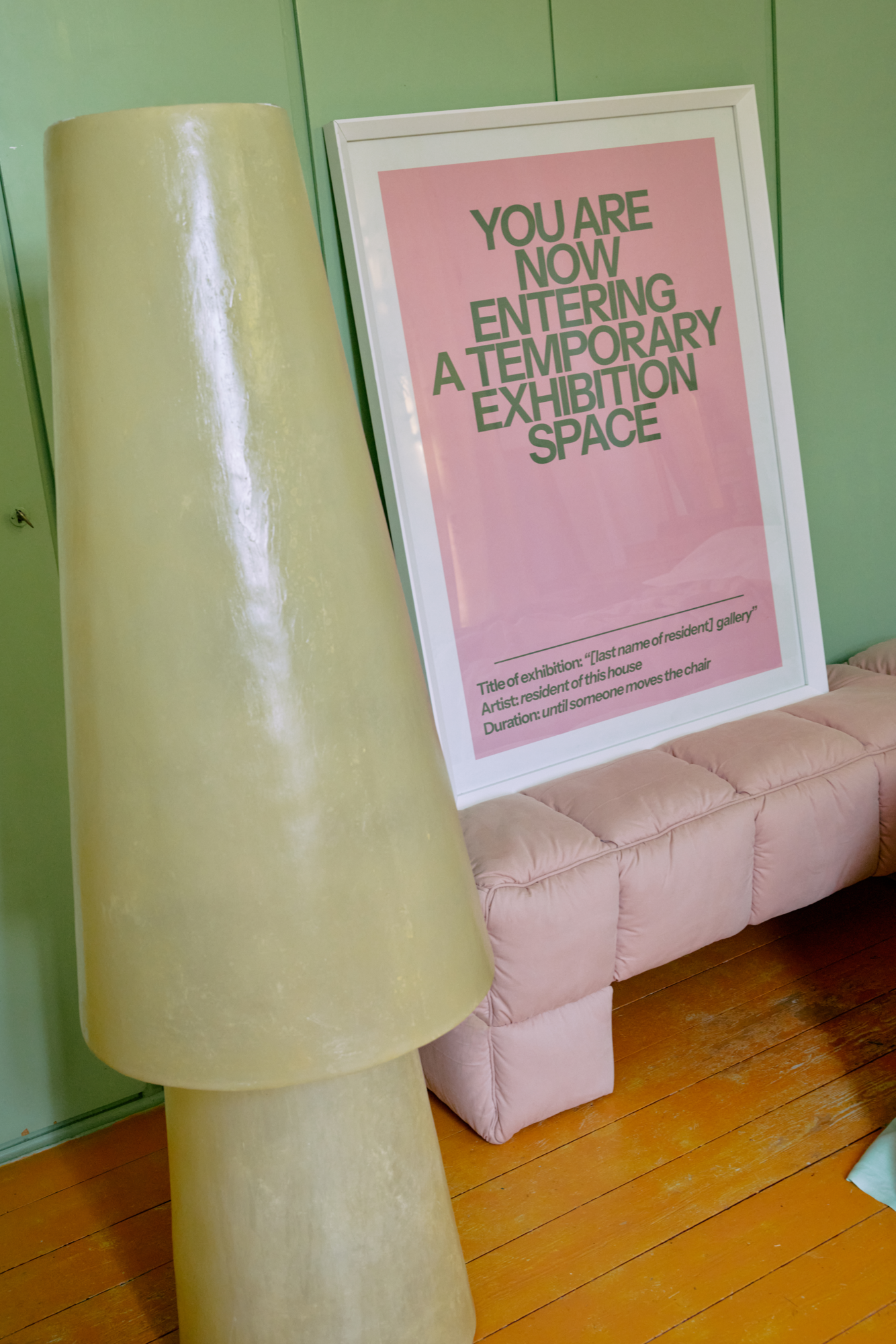 Poster Framed home gallery 87x118 cm
