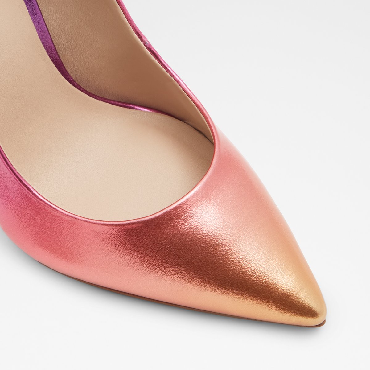 Stessy_ Purple Women Pumps