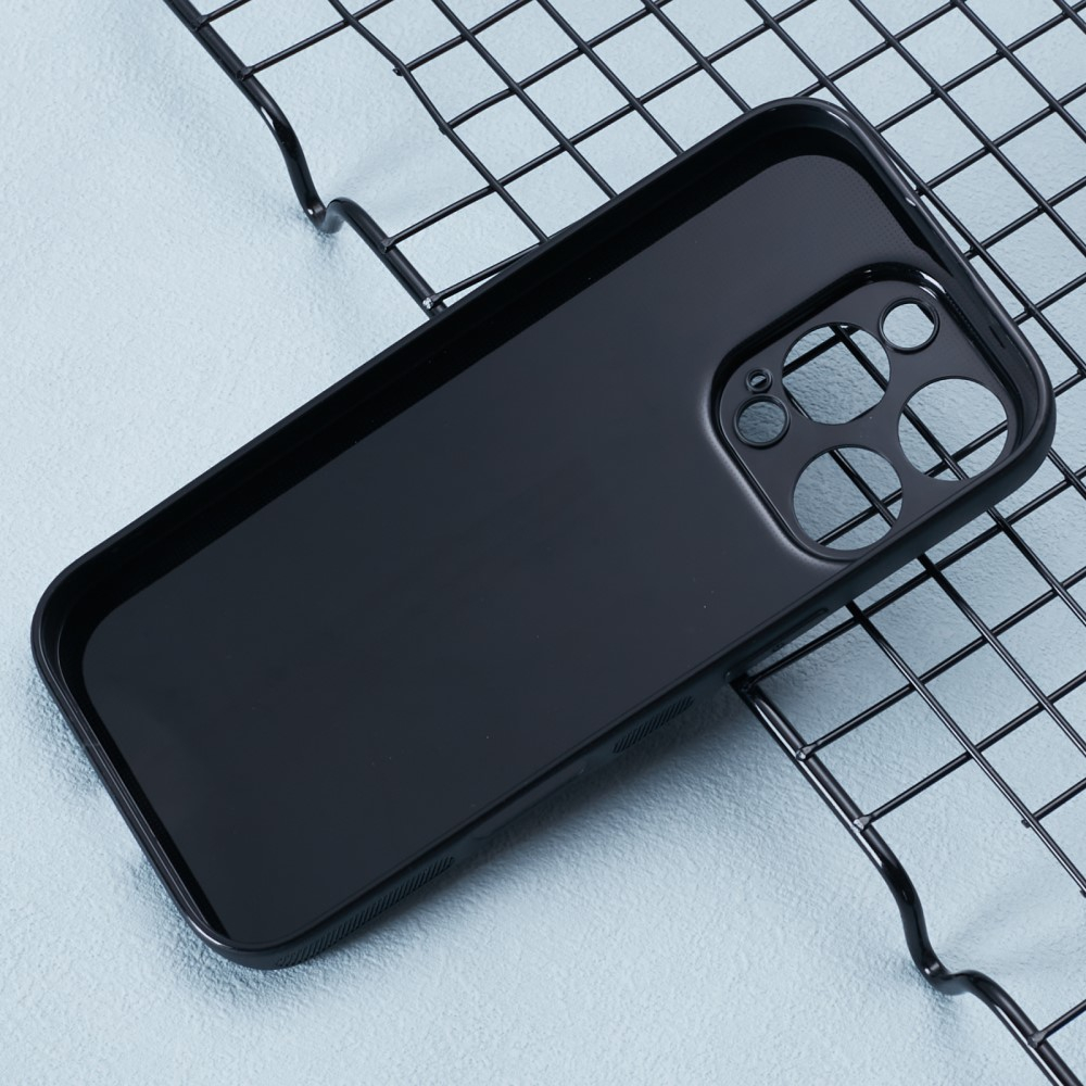 iPhone 16 Pro Gummi Hülle im Carbon Look - Schwarz