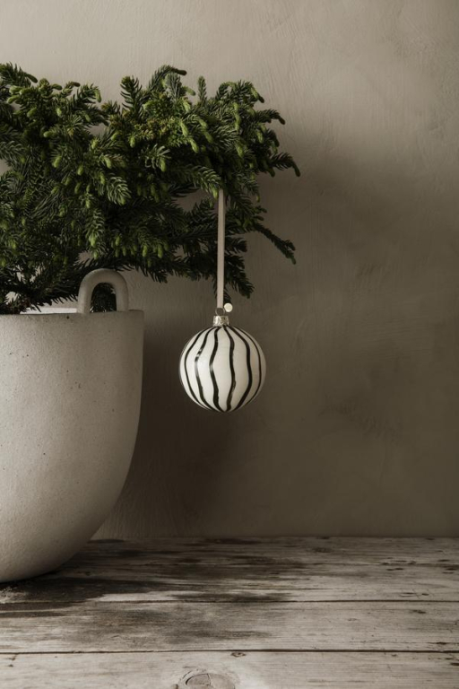 Ferm Living Speckle bloempot large Ø30