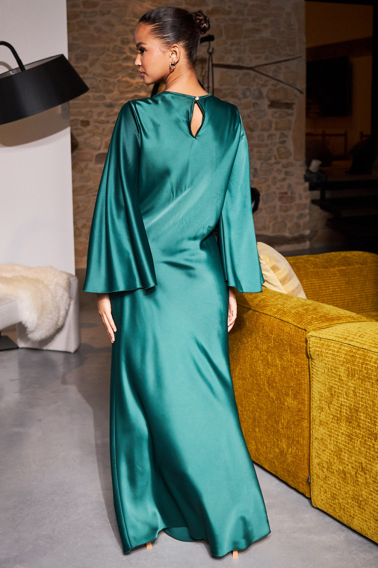 Robe ample satinée verte