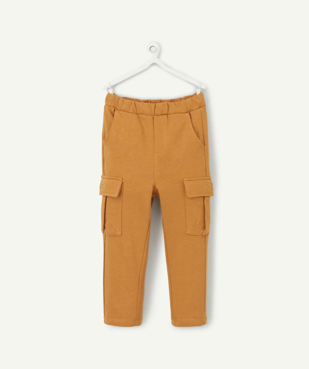 PANTALON RELAX BÉBÉ GARÇON EN COTON BIO MARRON ET POCHES CARGO