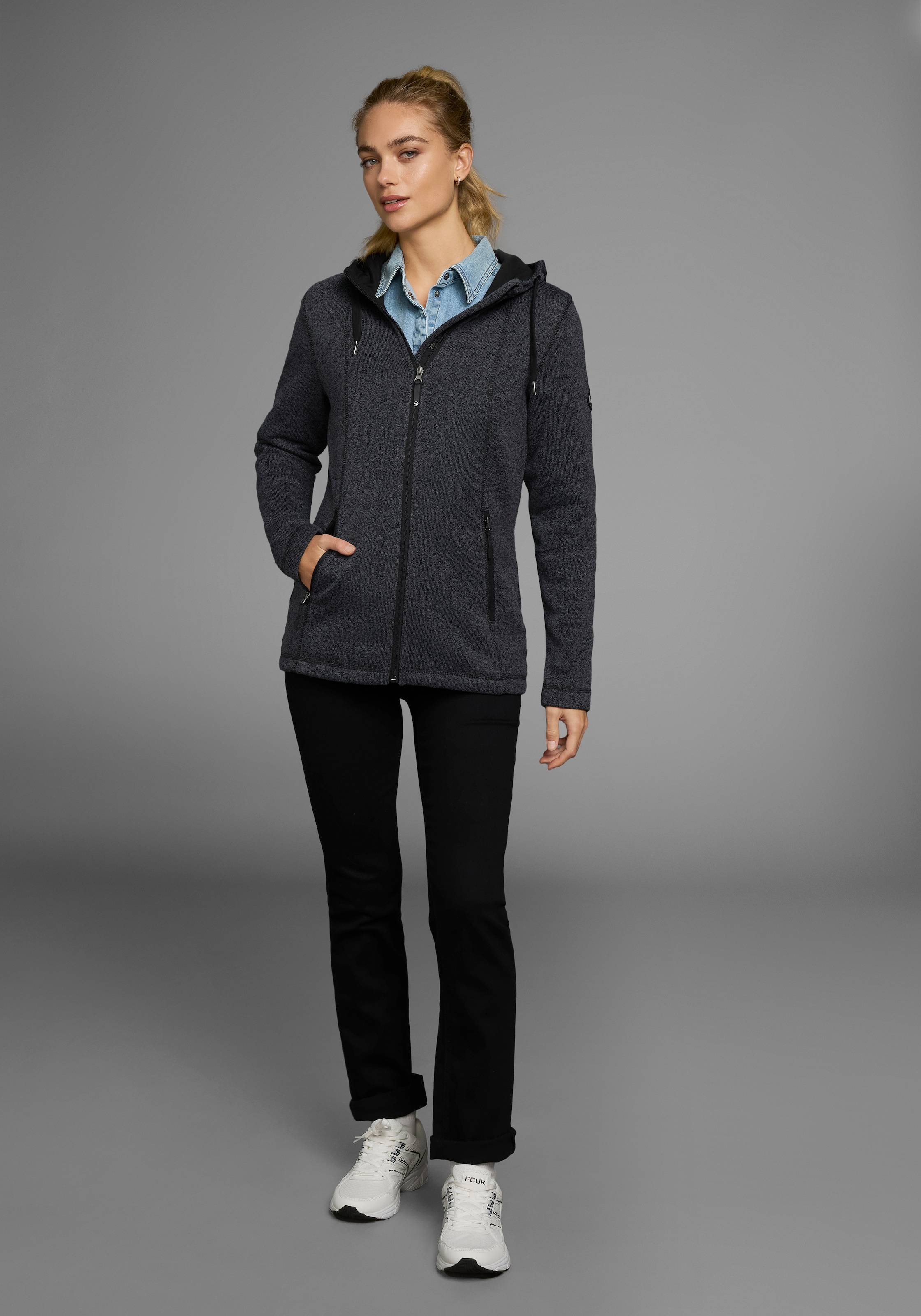 Polarino Strickfleecejacke mit Kapuze für kalte Tage,  aus Strickfleece,  sportlicher Stil