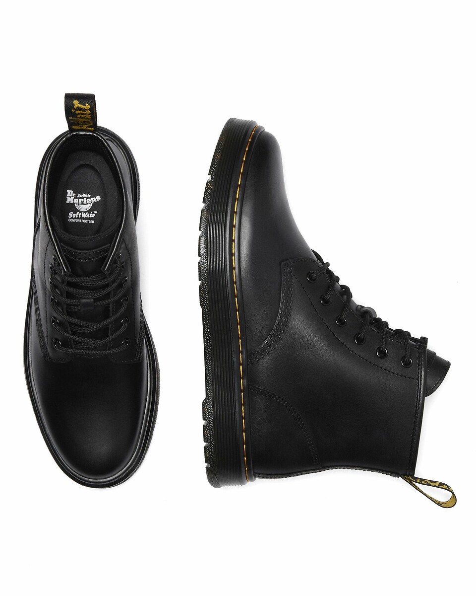 DR. MARTENS<br>Botas Chukka de Couro Brookline