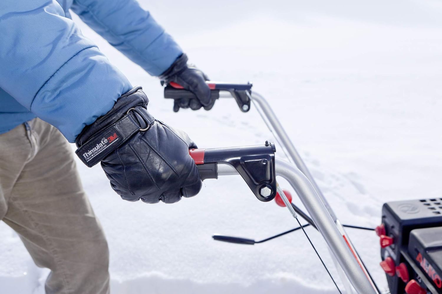 AL-KO Benzinschneefräse 560 II Snowline (4.0 kW, 182 ccm, 56 cm Räumbreite, Einzugshöhe 30 cm, drehbarer Auswurfschacht, Radantrieb mit 5 Vorwärts- und 2 Rückwärtsgängen, Luftbereifung)