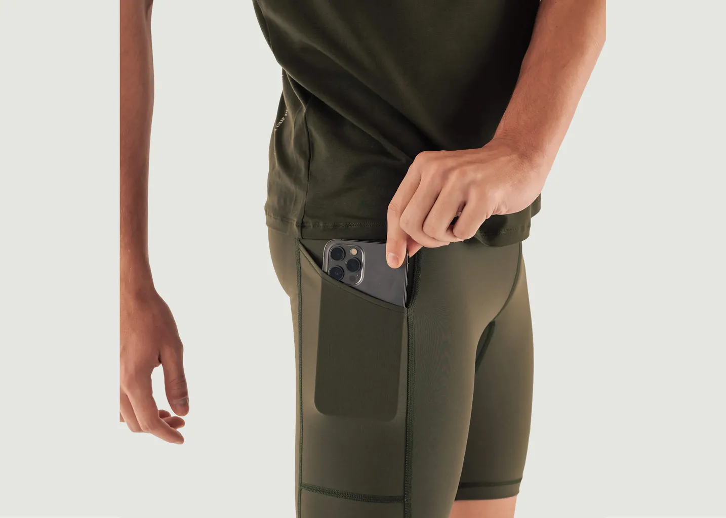 Short de compression hit the roard Circle Sportswear