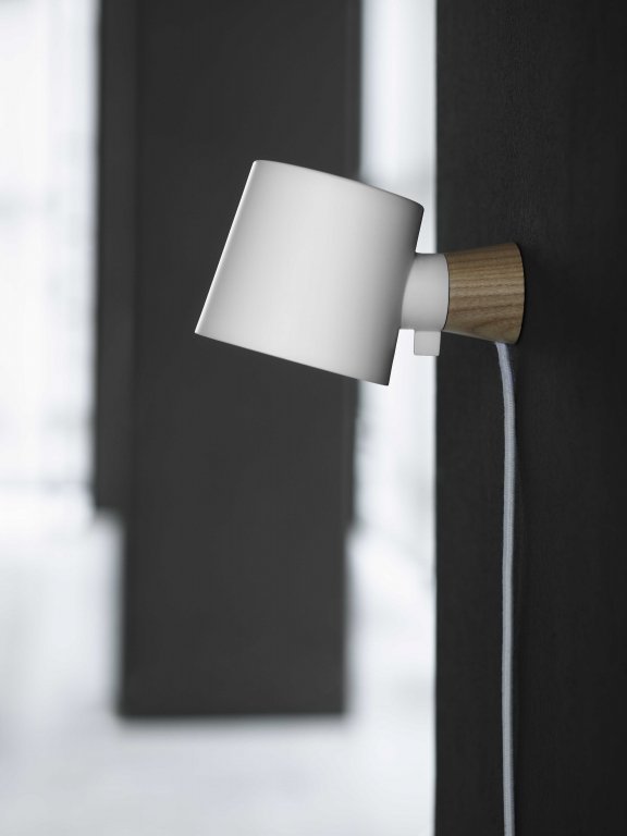 Normann Copenhagen Rise wandlamp petroleumgroen