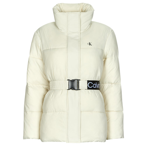 Calvin Klein Jeans - LOGO BELT WAISTED SHORT PUFFER - Ecru