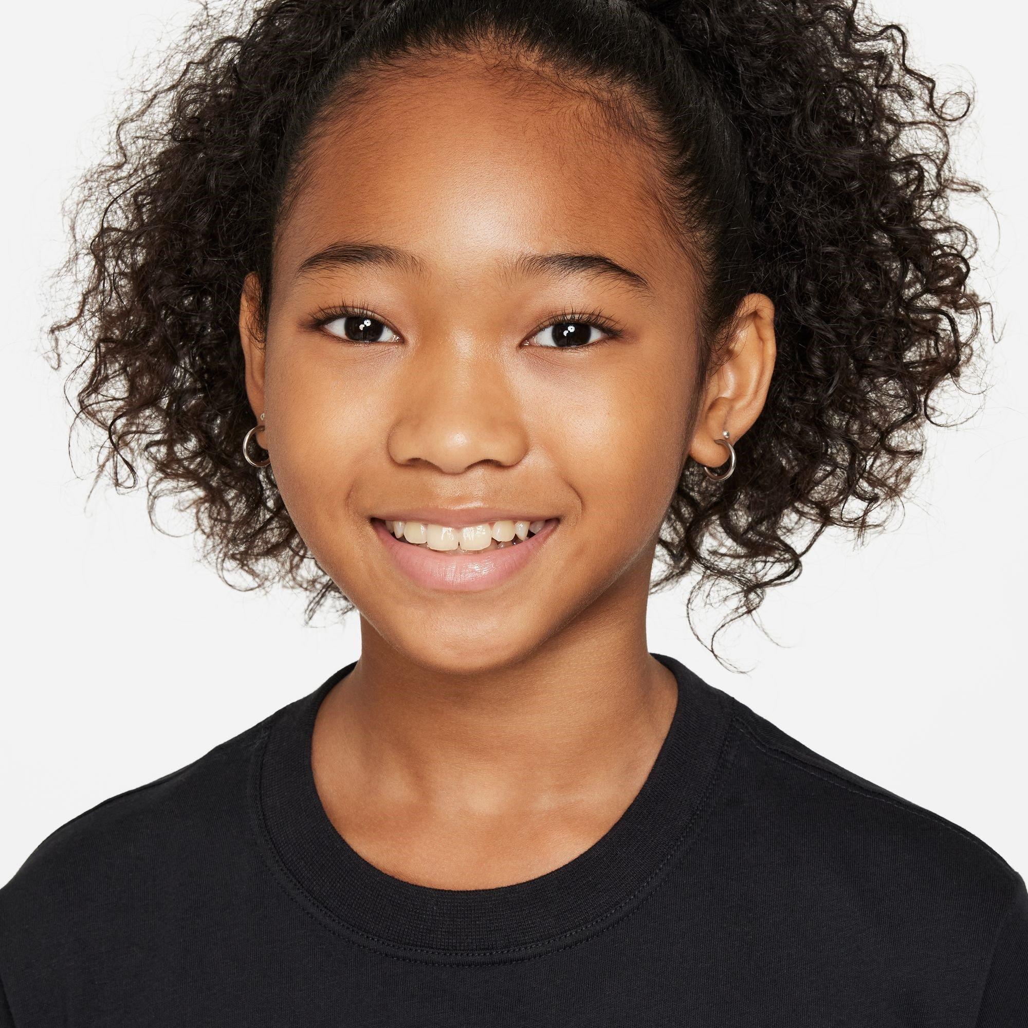 Nike Sportswear Big Kids(Girls) T Shirt