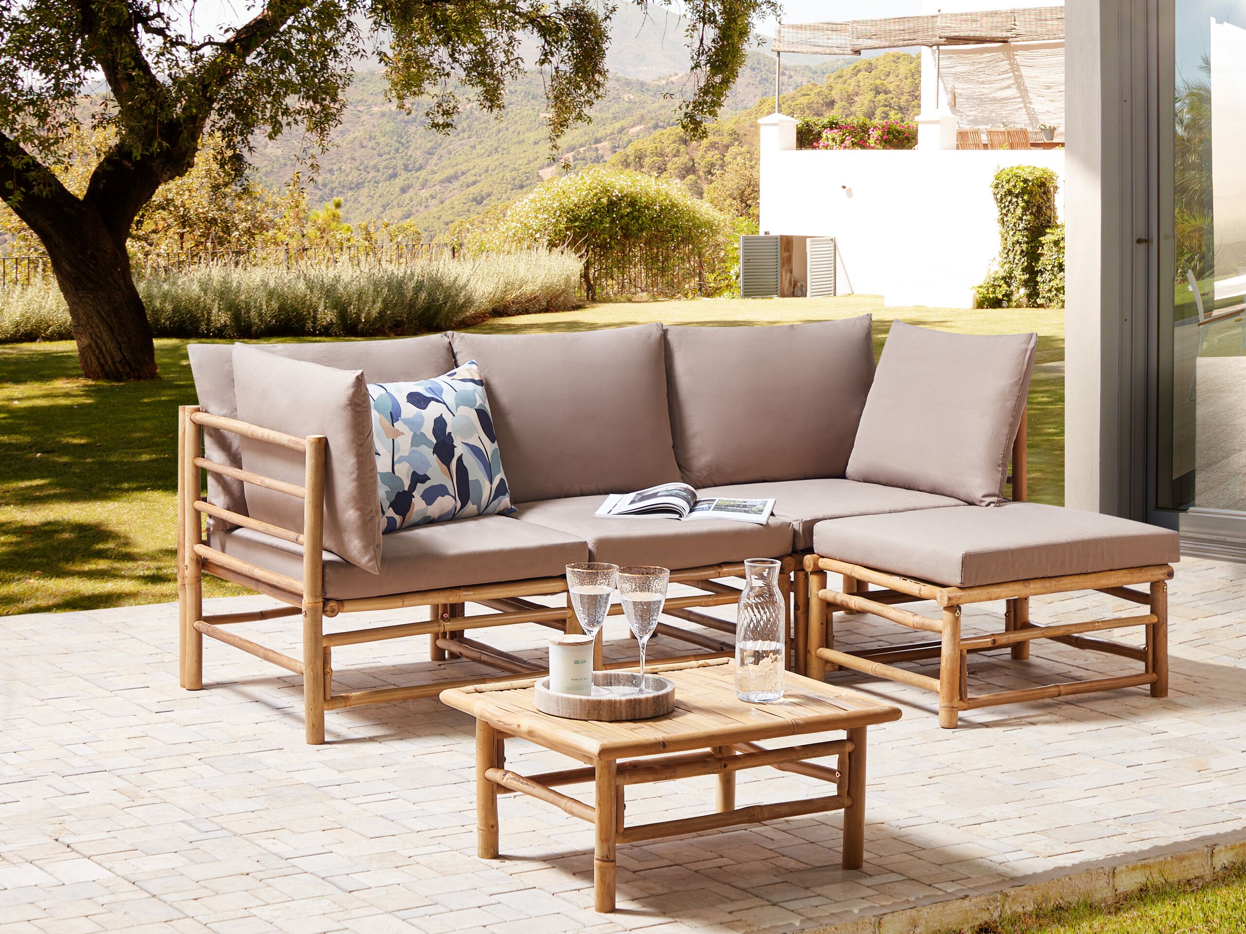 Beliani - CERRETO - Loungeset 4-zits hoekbank - Taupe - Bamboehout