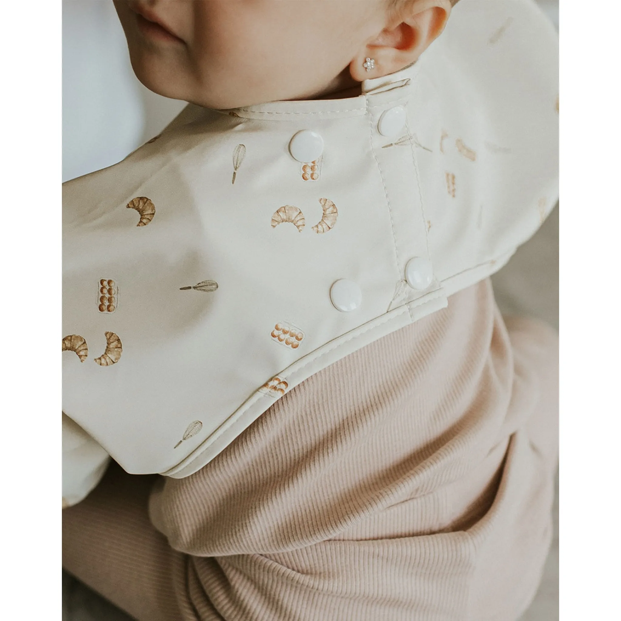 Micasso & co Bavoir Manches Longues Pochette intégrée 6-24mois - Petit Ourson