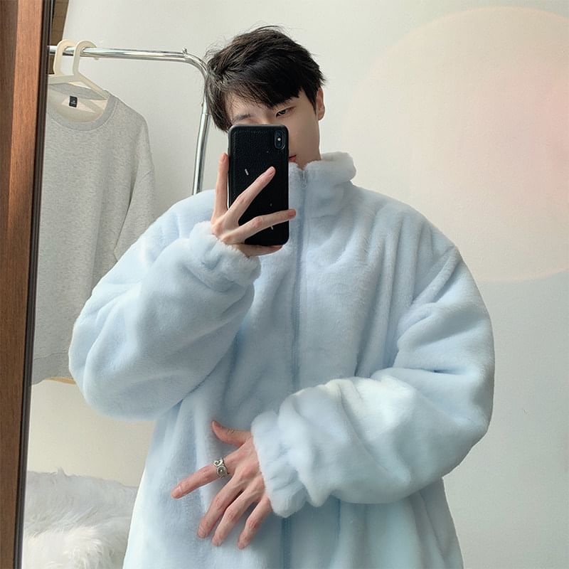 Bay Go Mall - Effen, pluizige, oversized jas met rits