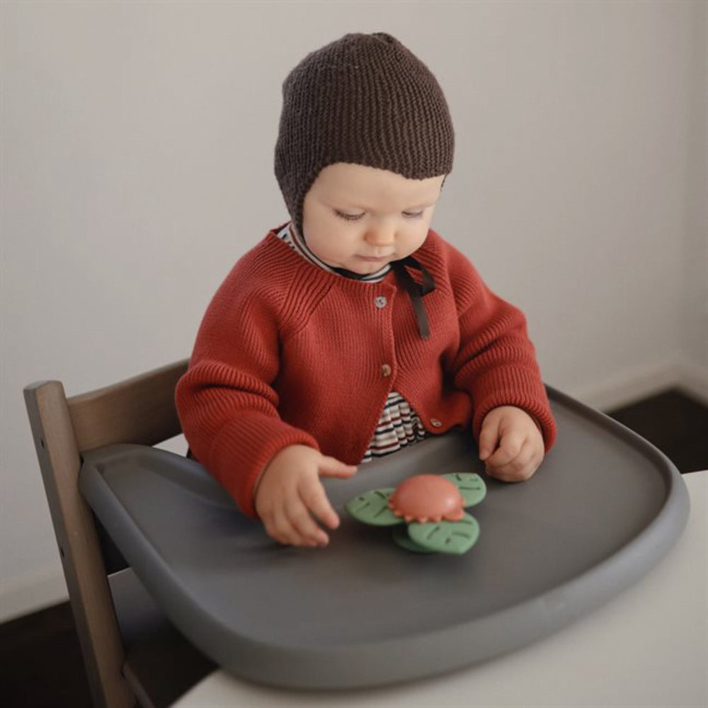 Køb Mushie Dino Suction Spinner Legetøj