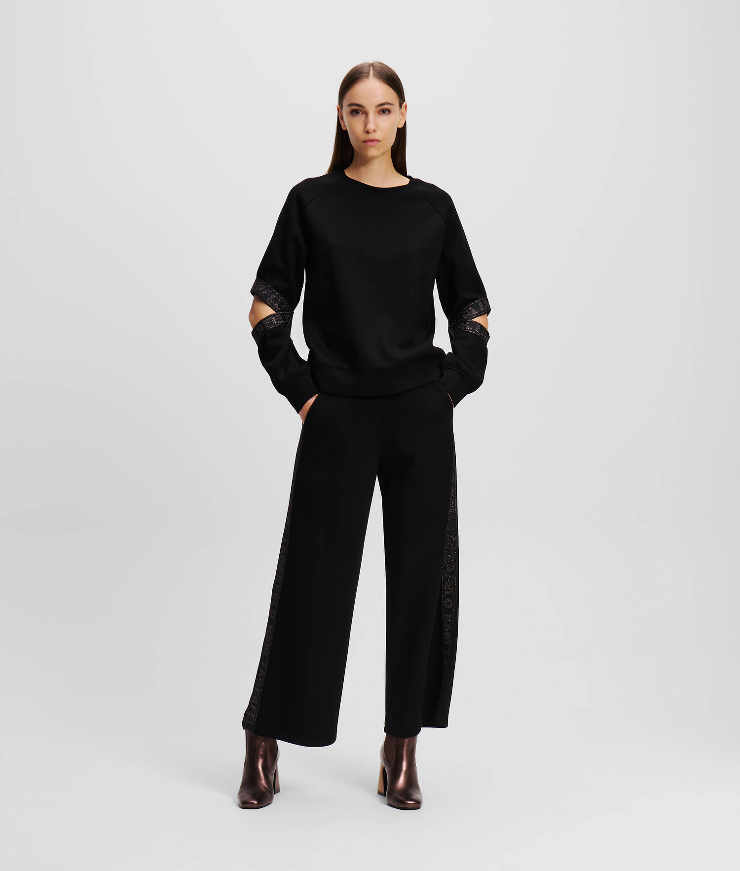JUPE-CULOTTE AVEC GALON À LOGO BRILLANT KARL