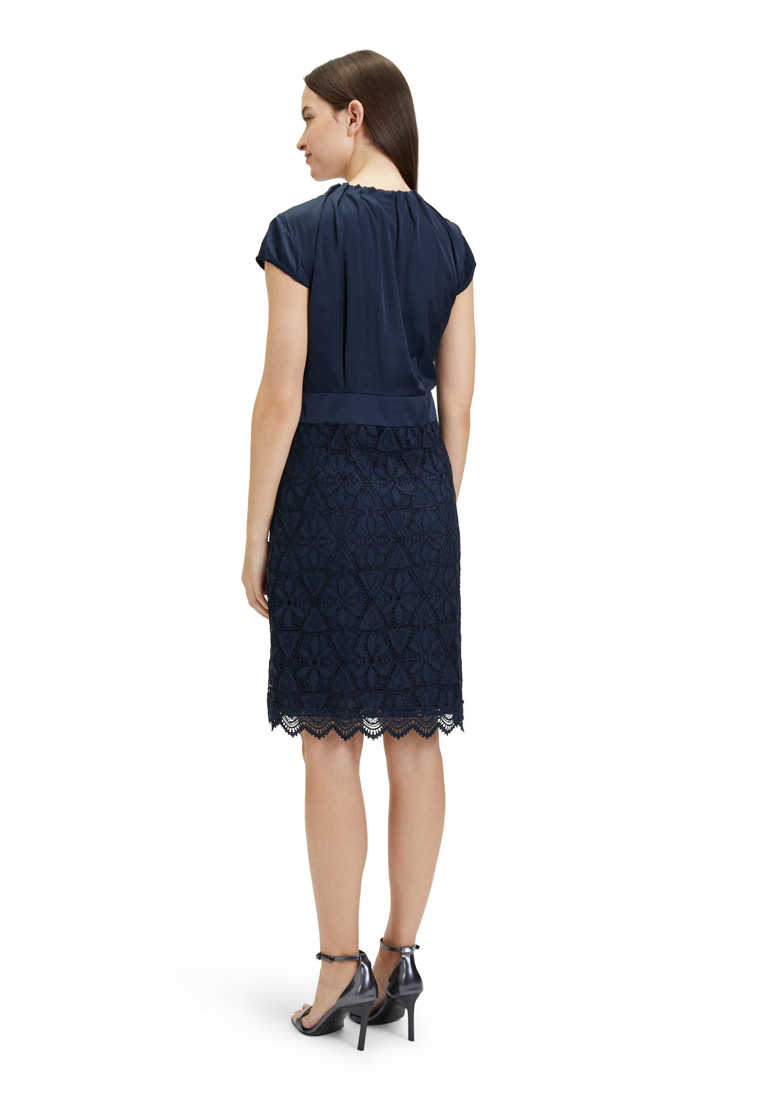 Betty & Co| Damen Spitzenkleid unifarben