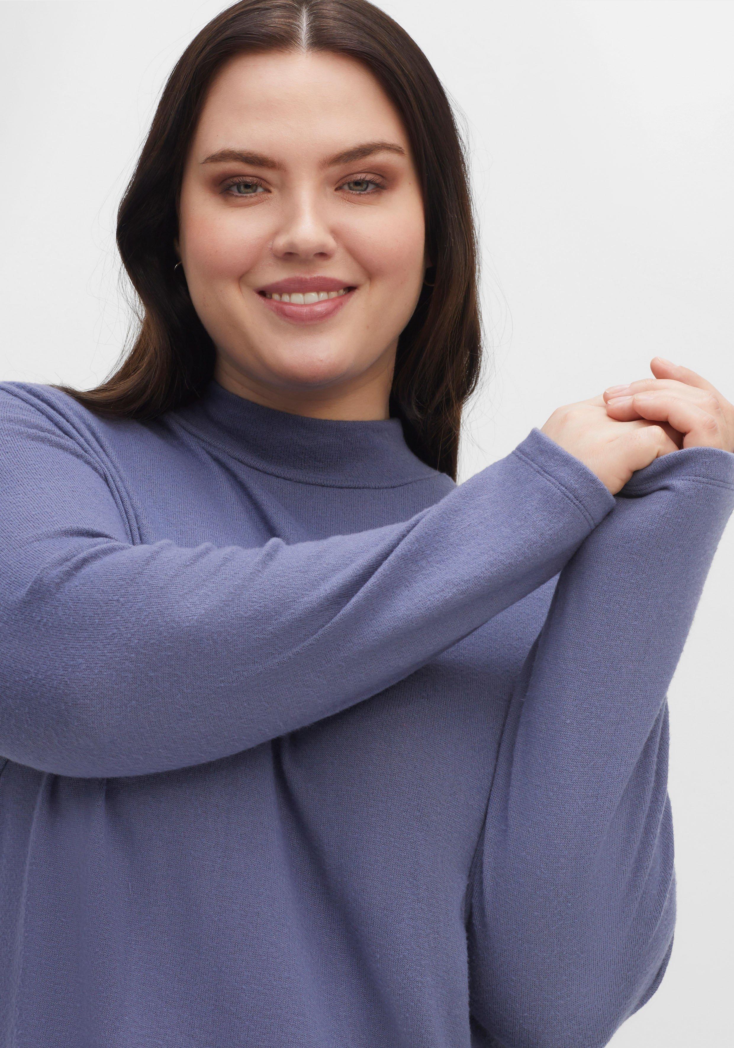 Shirt mit Stehkragen und Knopfleiste hinten