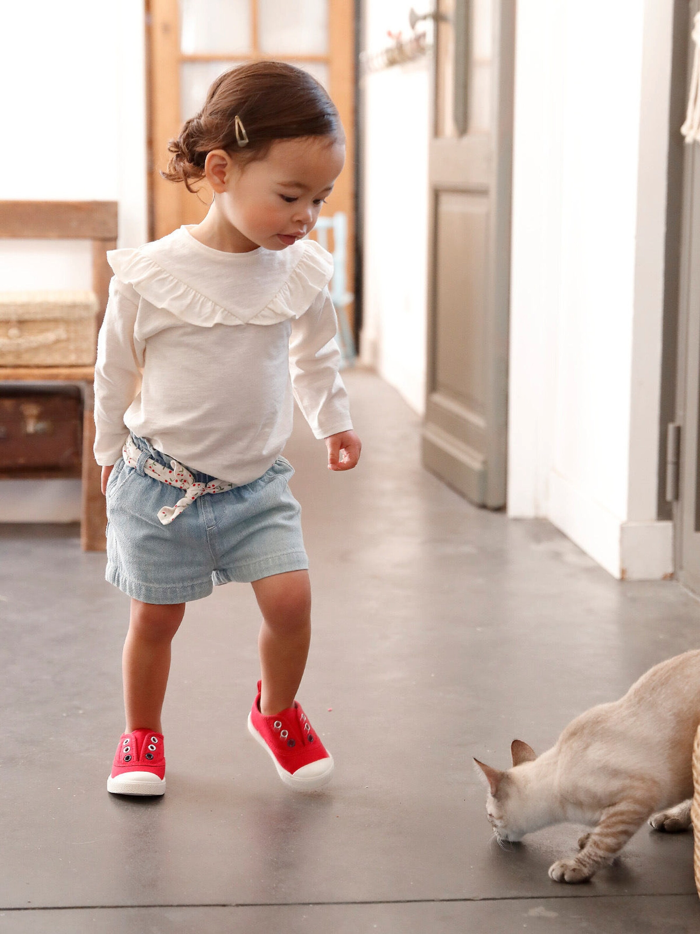 Vertbaudet Baby Paperbag-Shorts mit Stoffgürtel bleached