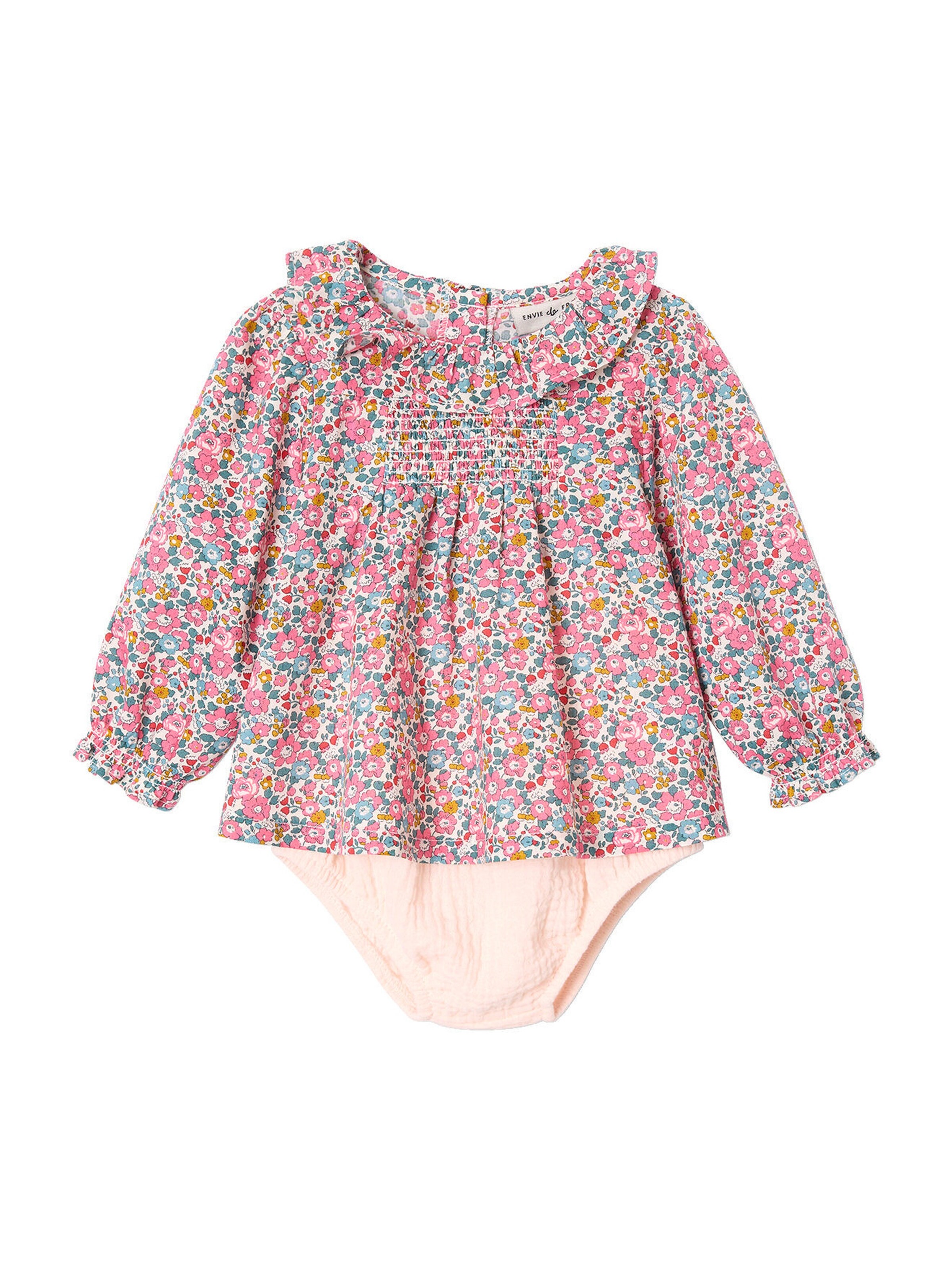 Envie de Fraise Baby-Set: Bluse aus Liberty-Stoff & Shorts wollweiß